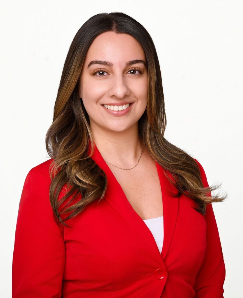 Sharzie Khoshnazar